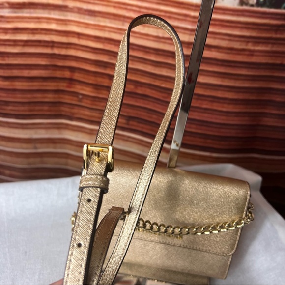 Michael Kors Jet Set Travel Shimmer Gold Crossbody Bag, Saffiano Leather 💋🤩 - Picture 5 of 16
